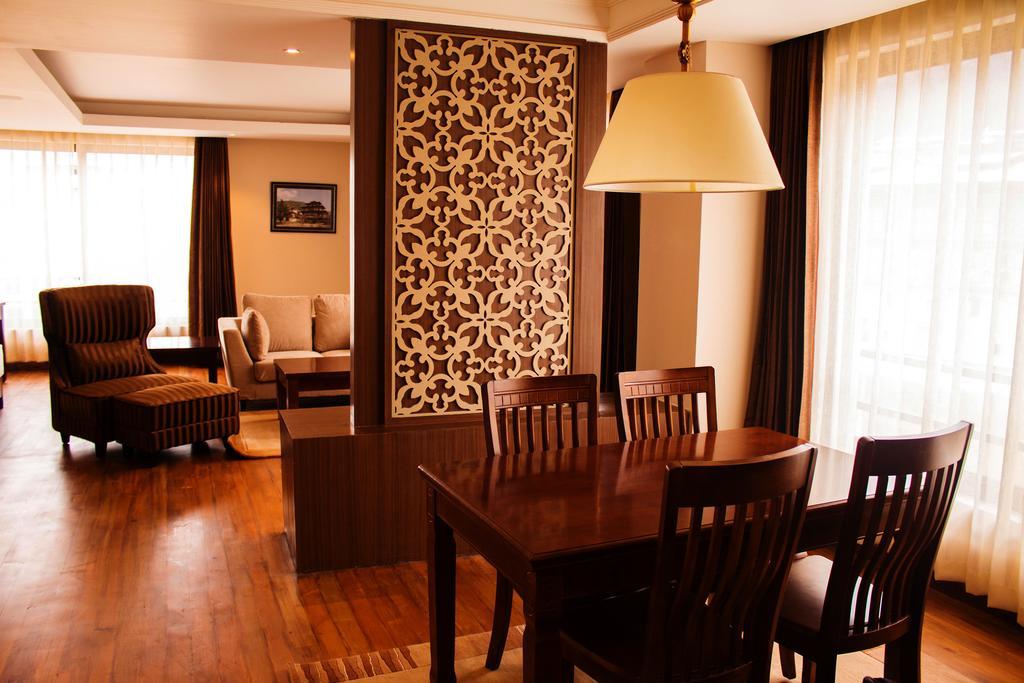 Ariya Hotel 팀부 외부 사진