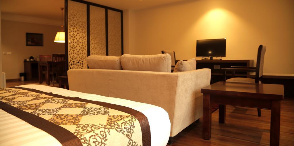 Ariya Hotel 팀부 외부 사진