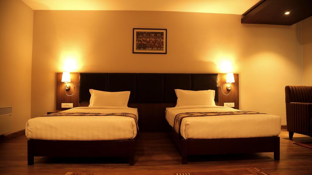 Ariya Hotel 팀부 외부 사진
